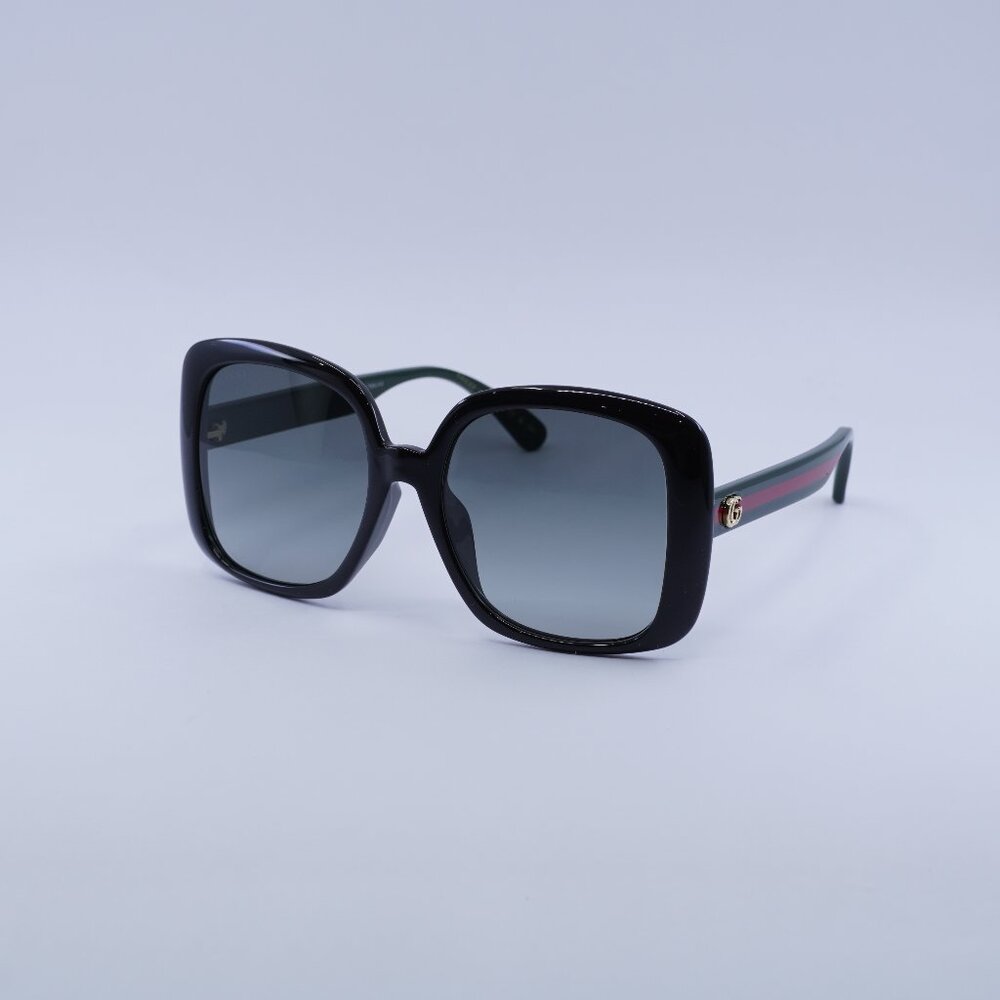 Gucci GG0714SA 001 Sunglasses Black Square Frame, Grey Lenses